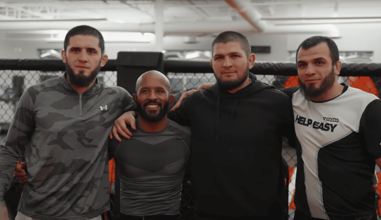 Demetrious Jonhson à l'entraiment avec Islam Makhachev (1)